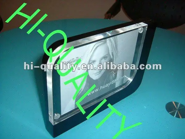 wall mount picture frames