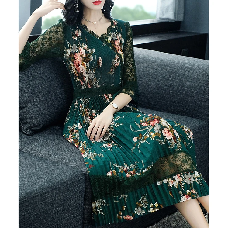 

wholesale fashion High quality A line printed spliced V neck vintage knitted dress, White