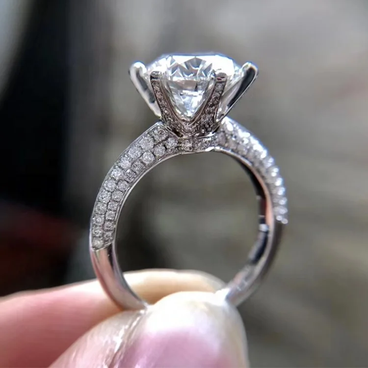 

18k Solid Gold Jewelry Six Prong Moissanite engagement Diamond Ring