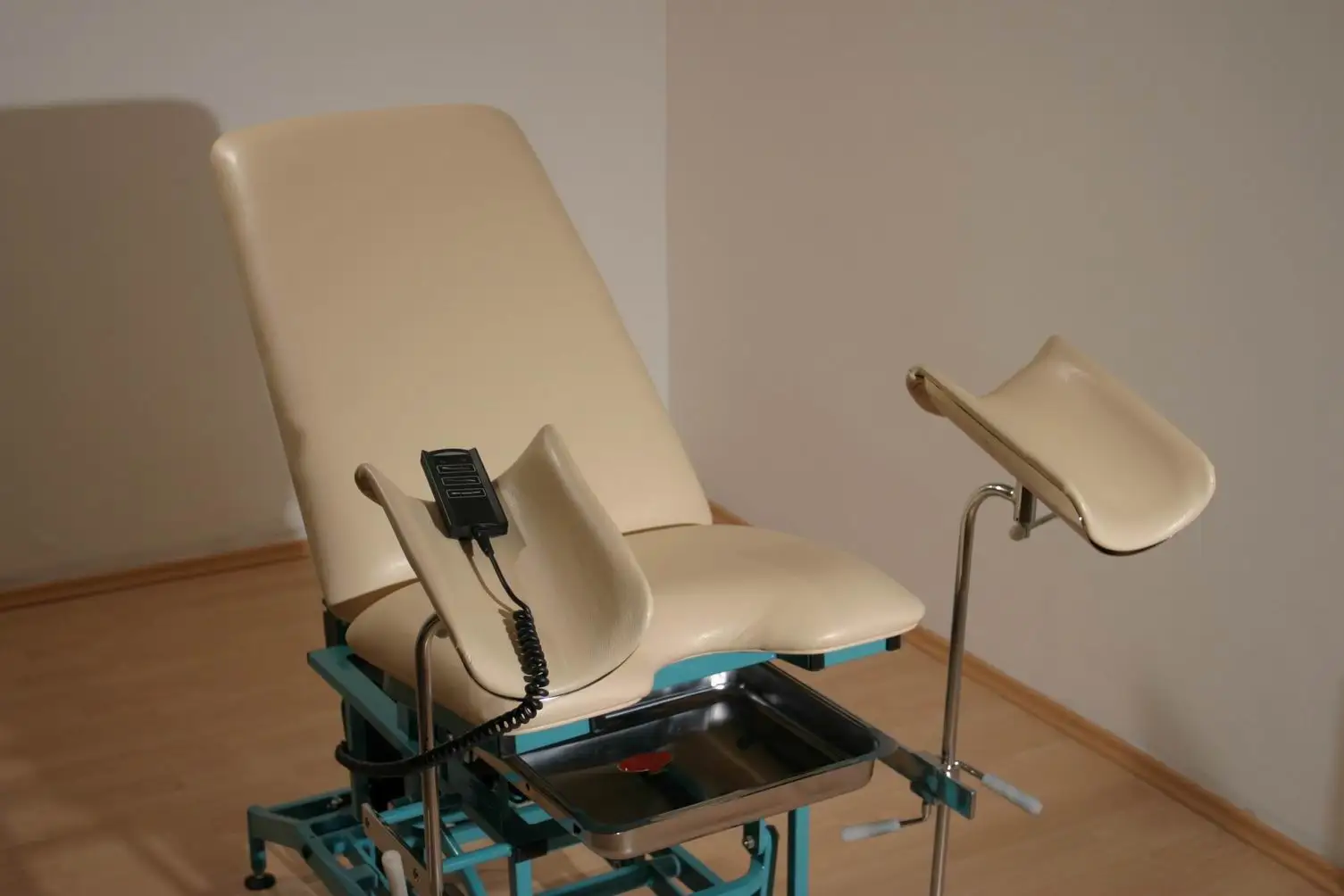 Gynecological Chair Buy Gynecological Chair Product On Alibaba Com