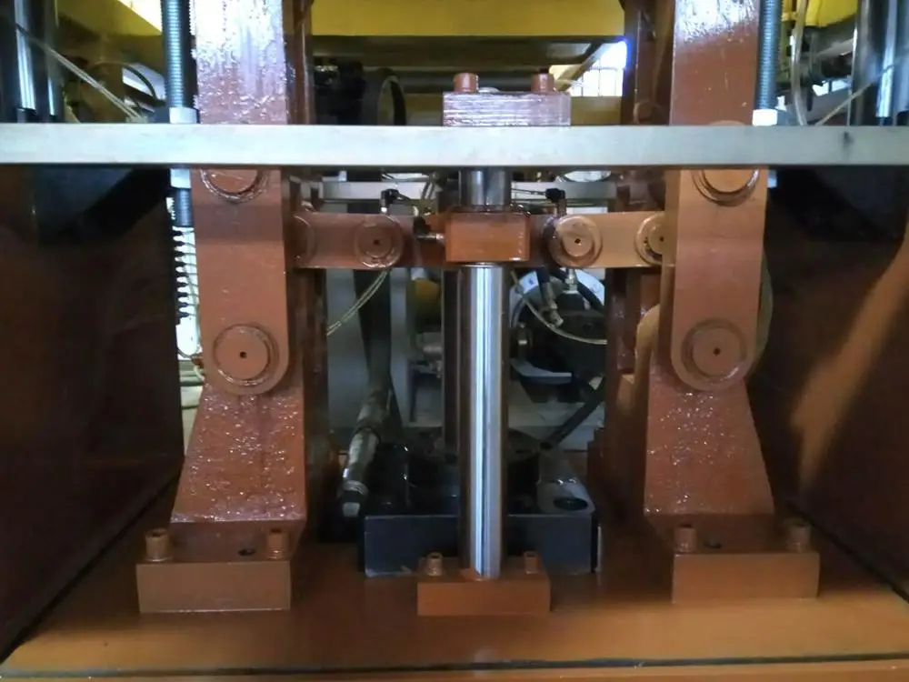 
HYC-850 bigger square container thermoforming machine price 