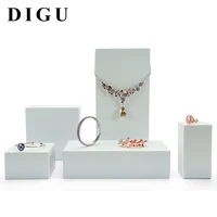 

DIGU Wholesale ring bracelet pendant jewelry Display Props