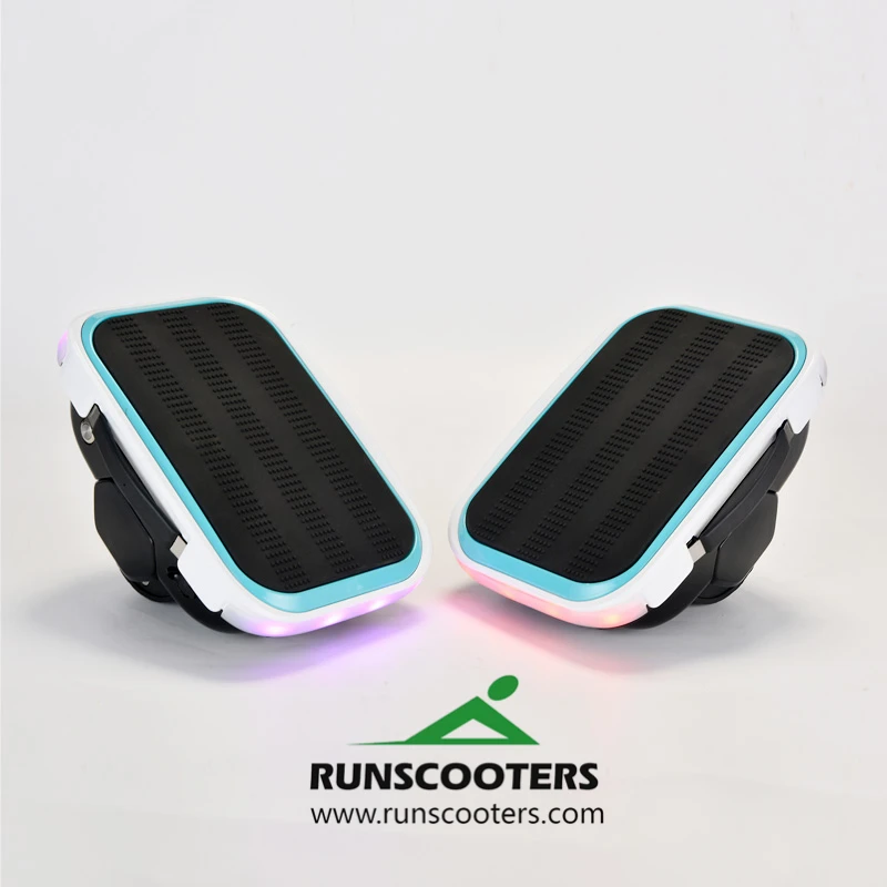 

RUNSCOOTERS young people like fashion sense smart stand up hover shoes and One Wheel Smart Hovershoes