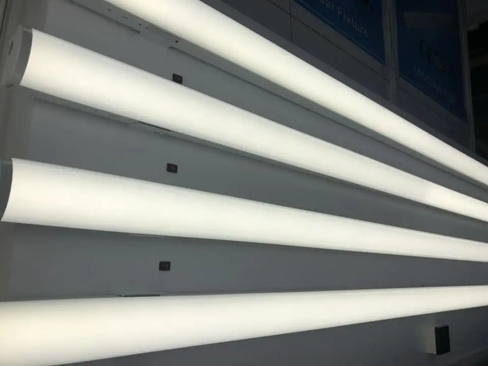 
high quality certified celling intertek lighting fixtures led linear strip light for indoor application 