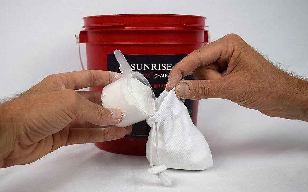 2018 Cheap White Color Bulk Gym Chalk Bagged Dry Hands Powder Crush