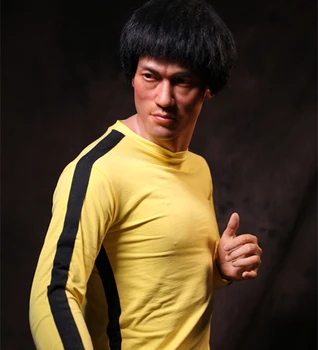 bruce lee action photo