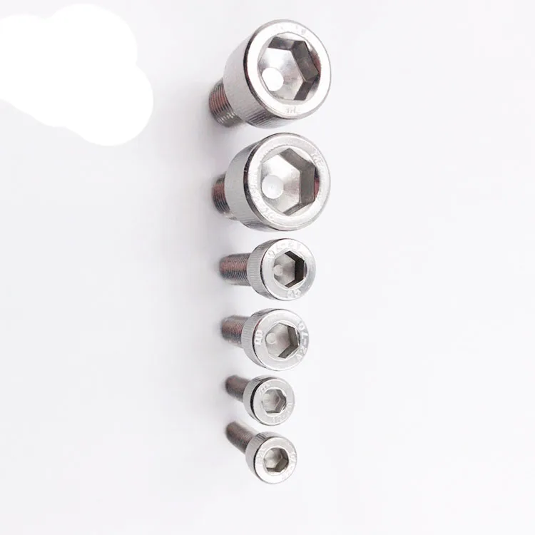 din912 socket cap screw 3.jpg