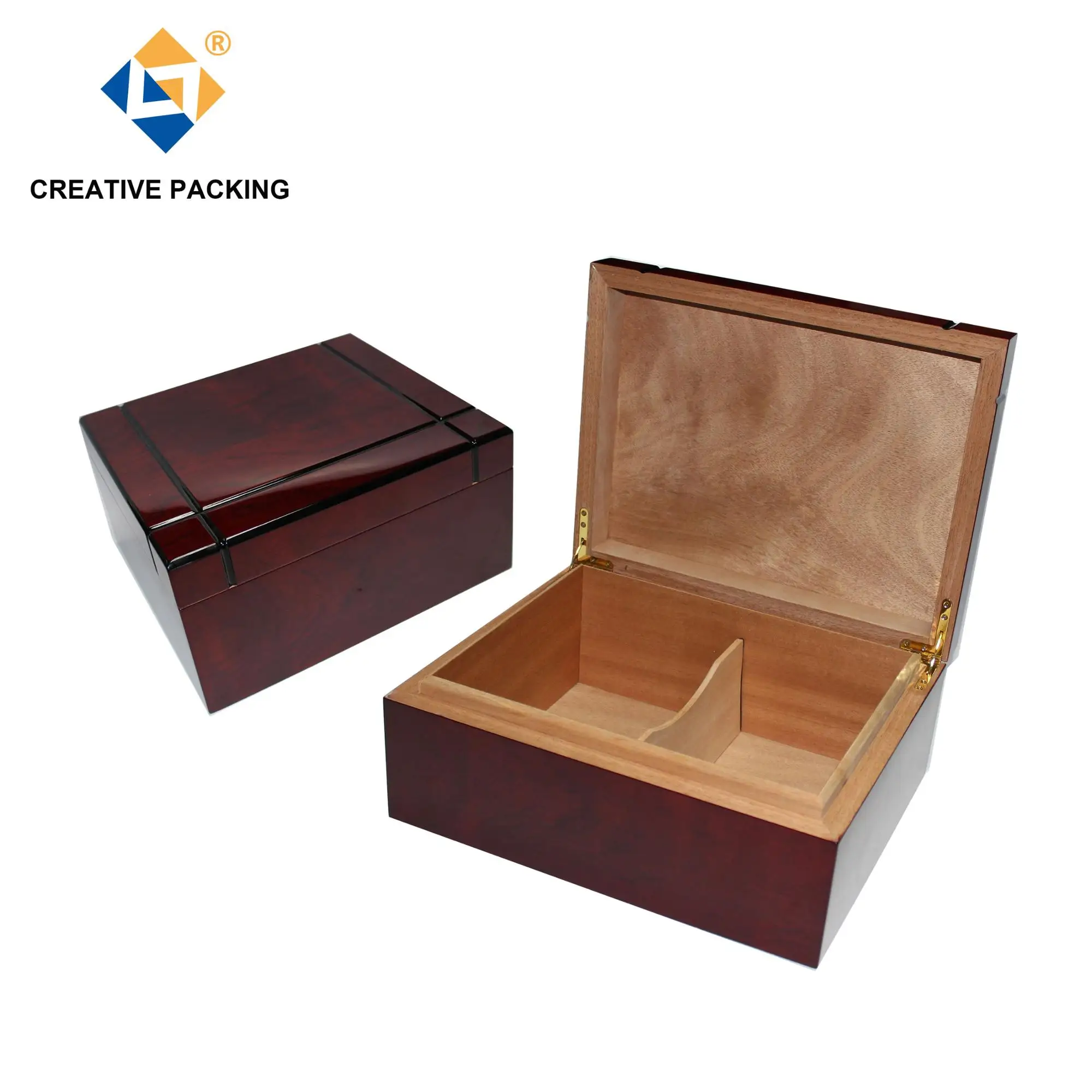 Solid wood humidor