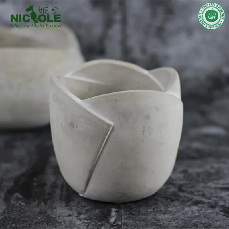 

Nicole flower shape 3D silicone vase mold silicone planter mold silicone flower pot molds