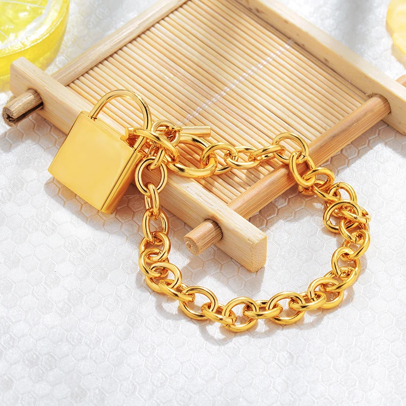 BAOYAN Gold Plated Stainless Steel Lock Bracelet Wide Link Chain Bracelet