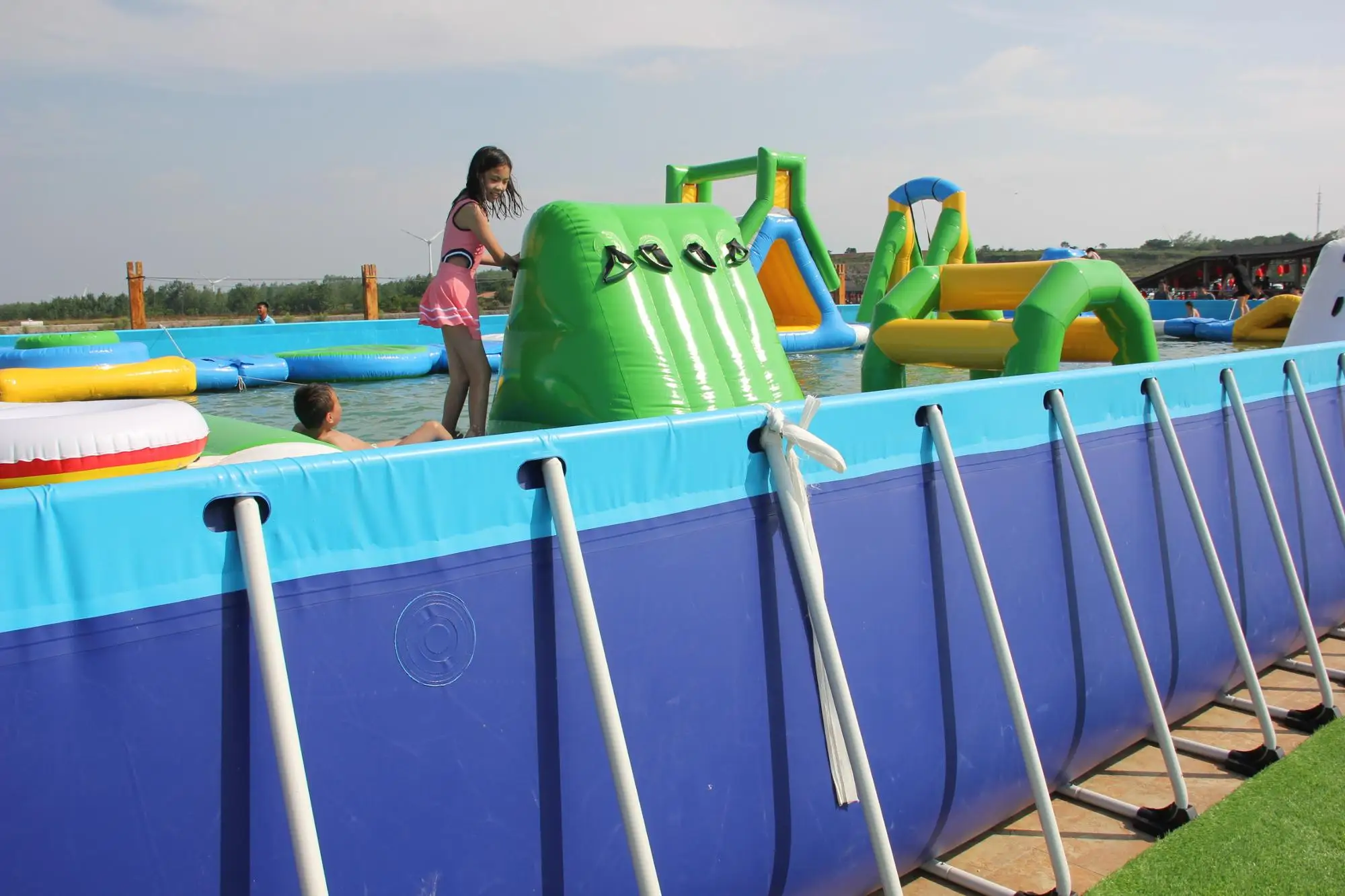 square inflatable pools