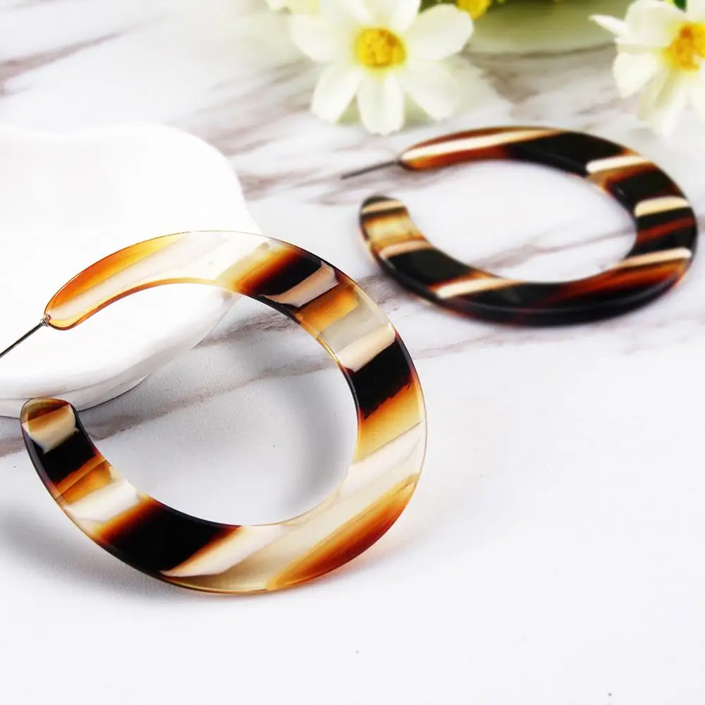 

18550 Dvacaman 2019 Wholesale New Design Fancy Resin Stud Cross Hoop Earrings Women Jewelry Christmas Valentine's day, As picture