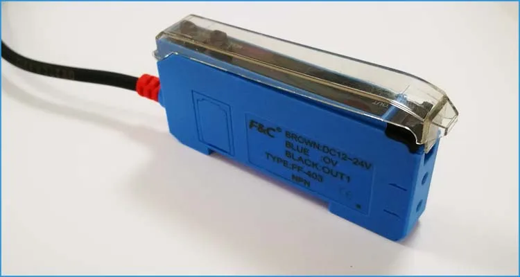  Wholesales NPN Or PNP Digital Fiber Optic Amplifier Sensor With CE