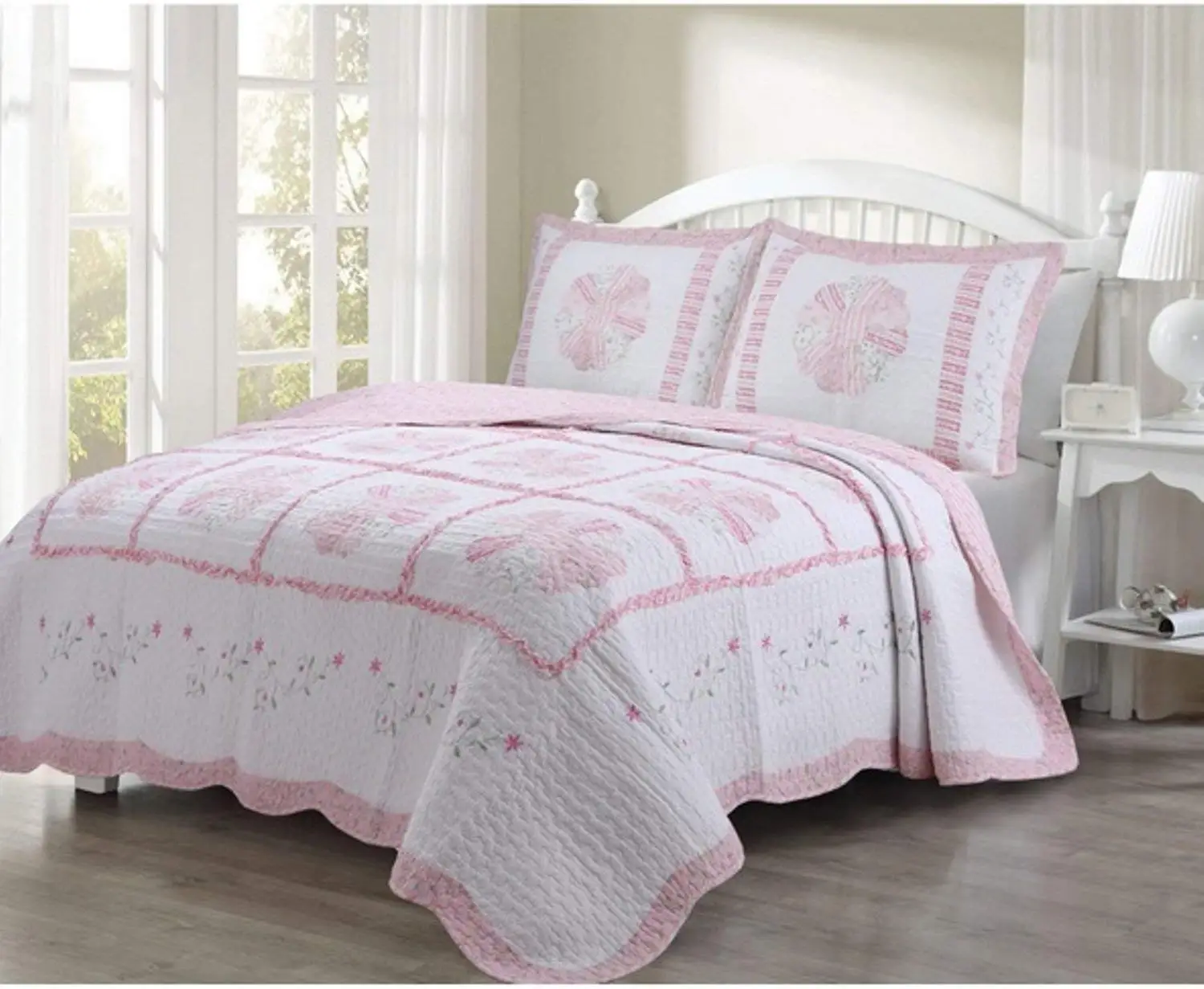 3 Piece Embroidered Daisies Printed Pattern Quilt Set King Size, Featuring Reversible Stripe Patchwork Floral Design Comfortable Bedding, Stylish Chic Nature Girls Inspired Bedroom Decor, Pink, White