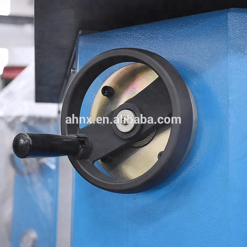 
Metal Sheet Corner Hydraulic Adjustable Angle Notching Machine 