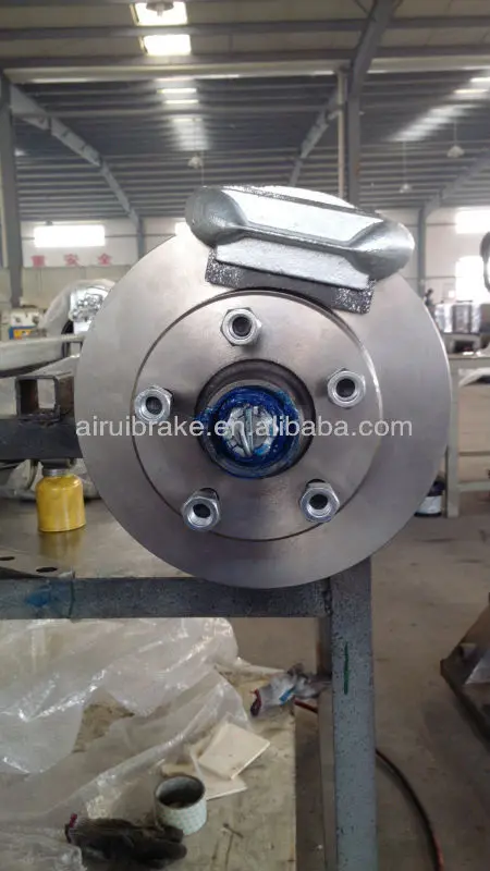 C360_2012-12-26-09-51-26traileraxle