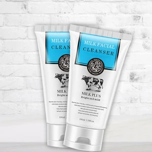 OEM Suppliers of Wholesale Low Price Wholesale Milk facial whitening anti freckle facial cleanser / skin care milk