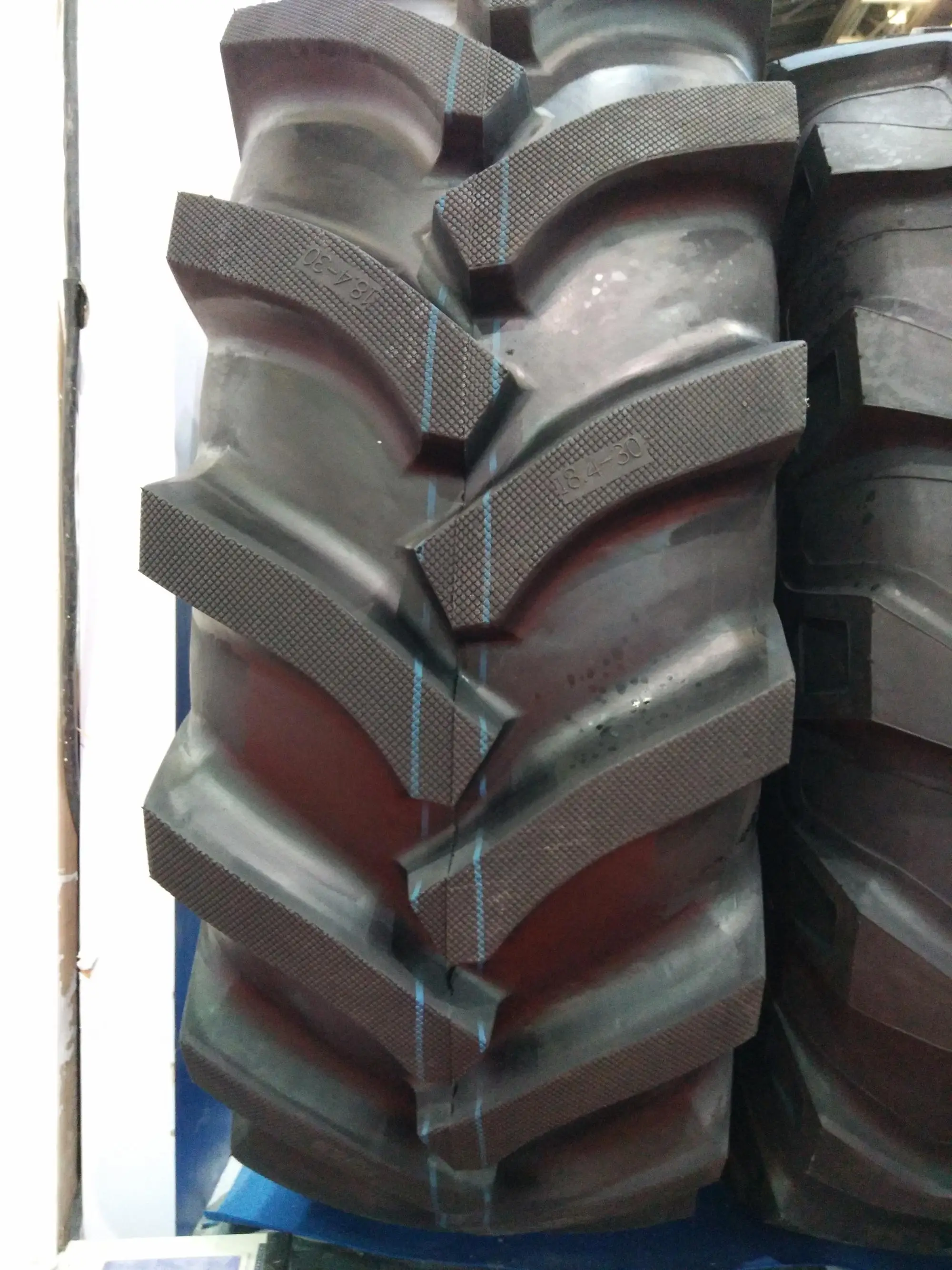 Cheap Price Discount R1 Tractor Tire 15.5/8024 15.538 For Sale Buy