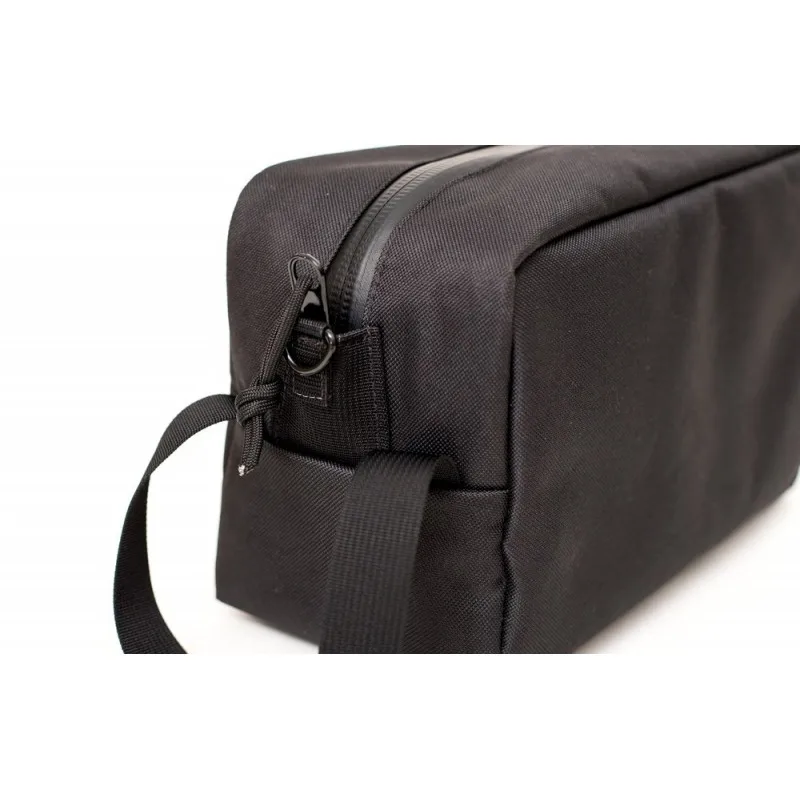 carbon lined duffle bag