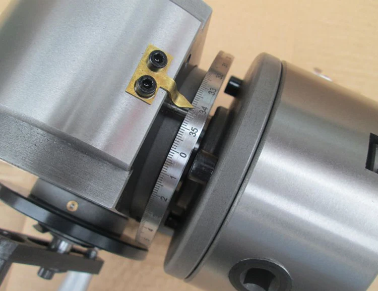 universal dividing head BS.jpg