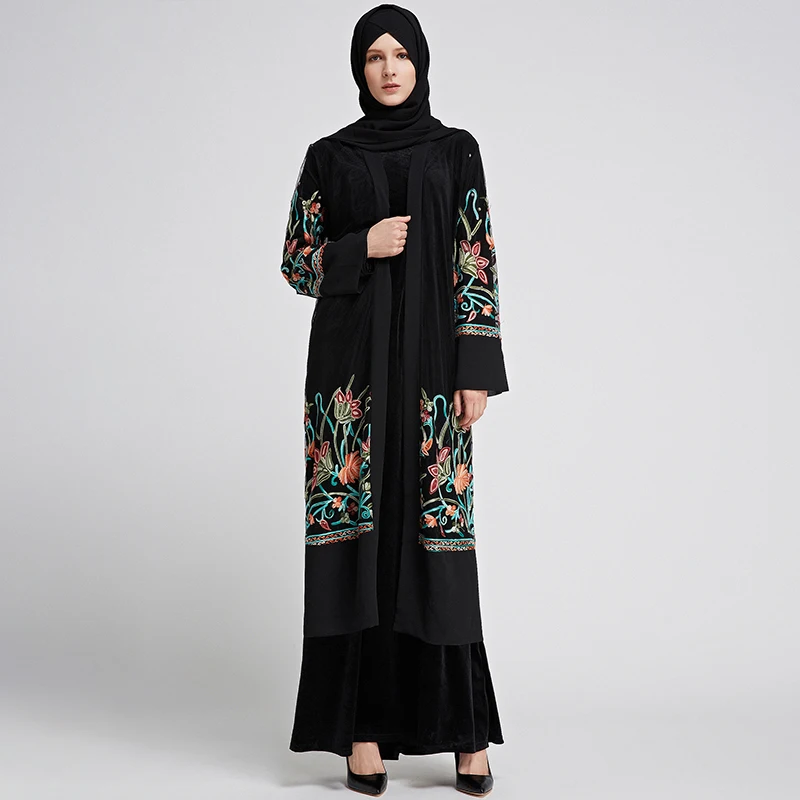 

Embroidery Flower Abaya Long Dress Women Clothing Wholesale Dubai Clothing, White and balck stripe