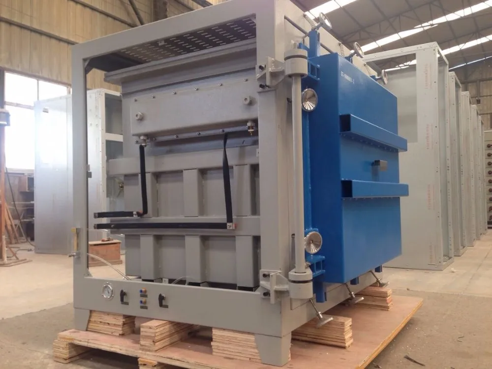 vacuum furnace.jpg