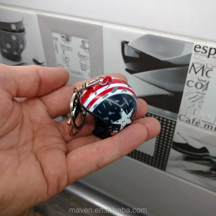 MV34RH Helmet keychain 10
