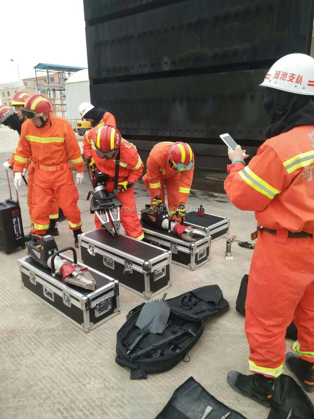 Taigao portable manual breaking tool group new design manual impactor of forcible entry tools