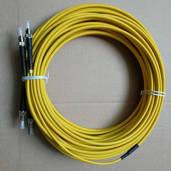 lc st 光纤双工跳线       强化扁平双双工光纤电缆 低插入和回反射