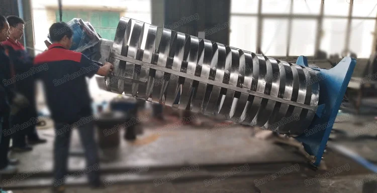 powder vibrating vertical conveyor feeder machine supplier