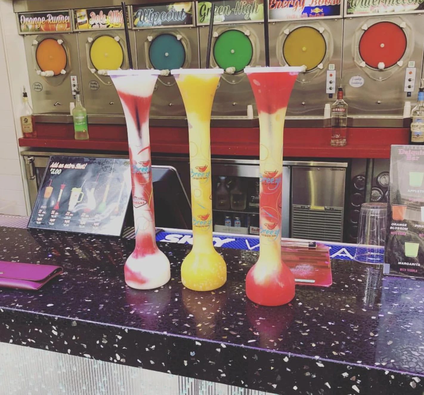 24 盎司新奇批发塑料 led 庭院杯定制派对 slush 杯果汁饮料 slush