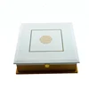 /product-detail/white-golden-metal-logo-luxury-wooden-box-with-diamonds-60756906870.html