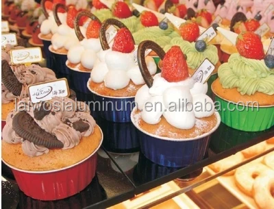 round aluminum foil cups