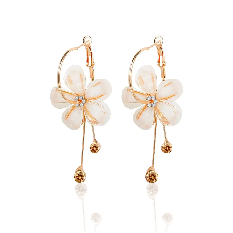 

Yiwu Free sample Sweet temperament five petals flower long section jewelry camellia flower diamond hoop earrings, Yellow