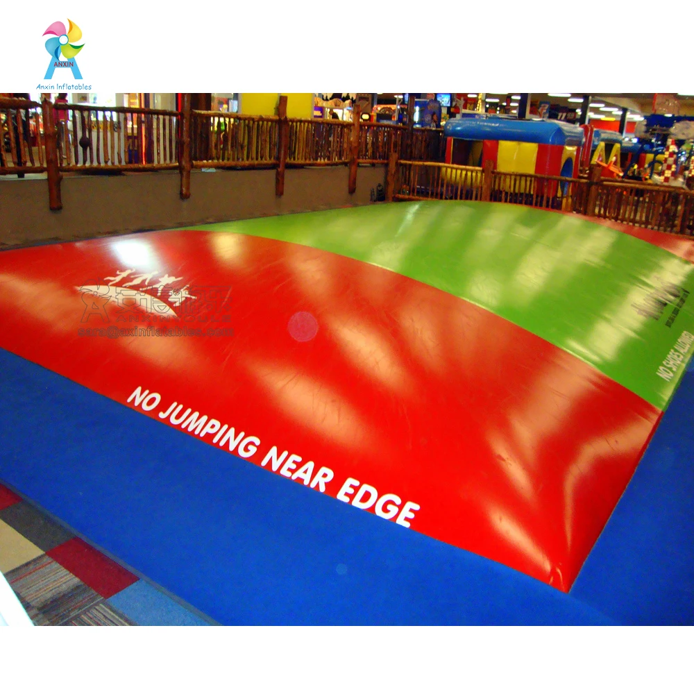 Indoor shop jumping pillow