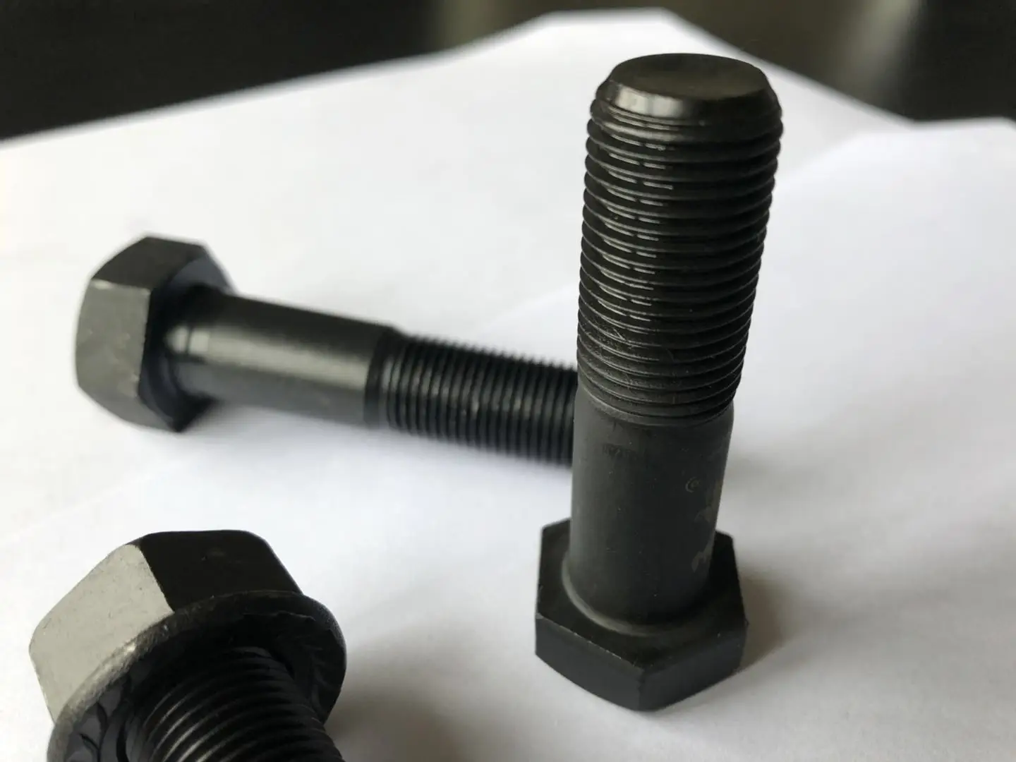 
Grade 12.9 carbon steel shallow hex head bolt 