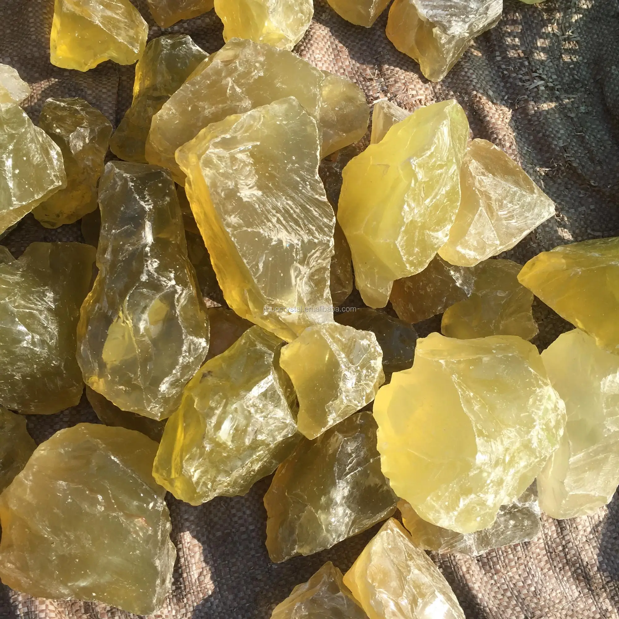 yellow crystal stone