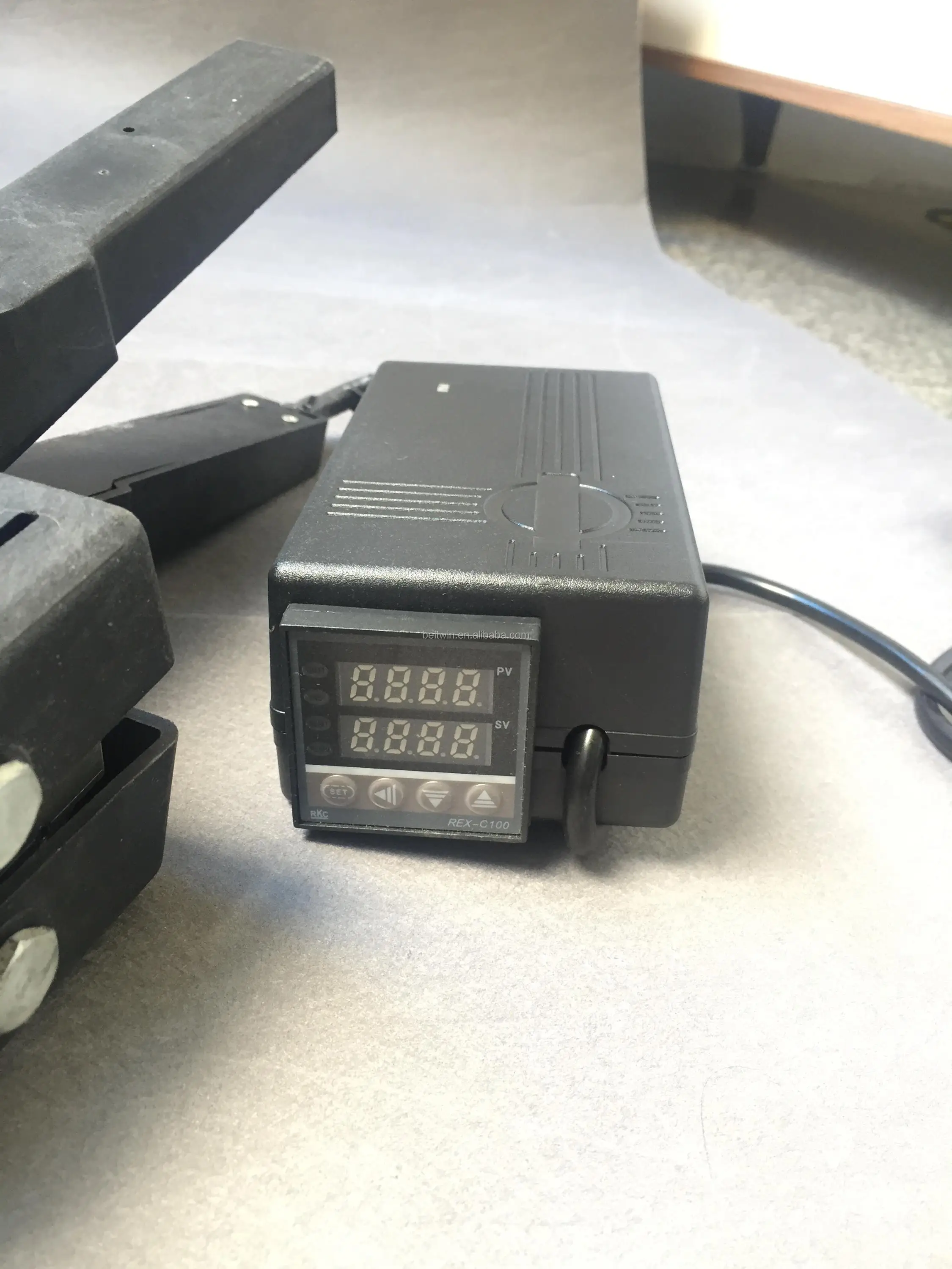 temp. controller.JPG