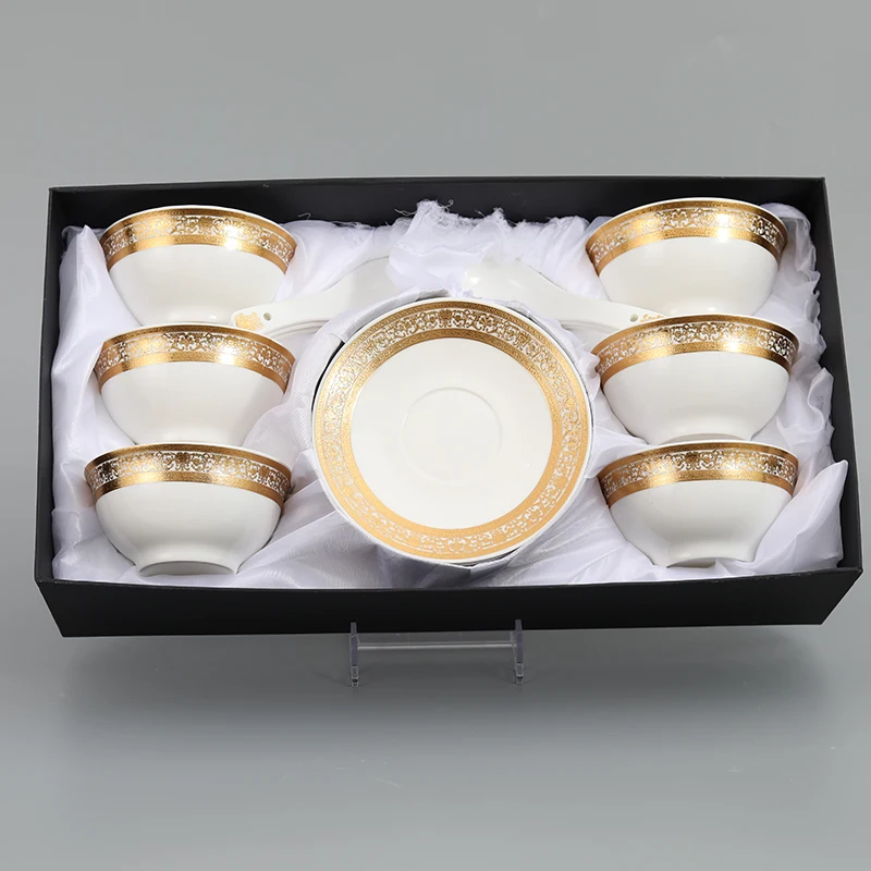 Luxury Royal Gold Rim Ceramic Dinnerware Sets For Wedding Hotel Banque ...