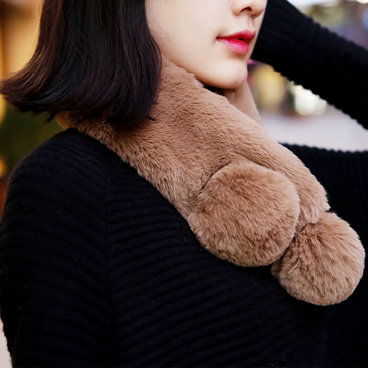 Fake fur scarf 18.jpg