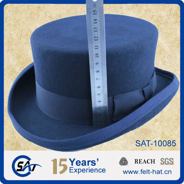 blue top hat