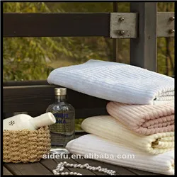 Custom Textured Warm 100 Cotton Noble Yarn Dyed Bath Towel