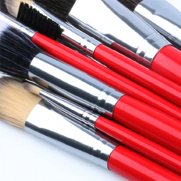 makeup brushes.jpg