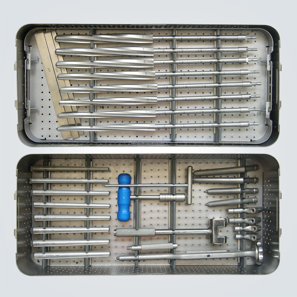 Revision THA Cementless.jpg