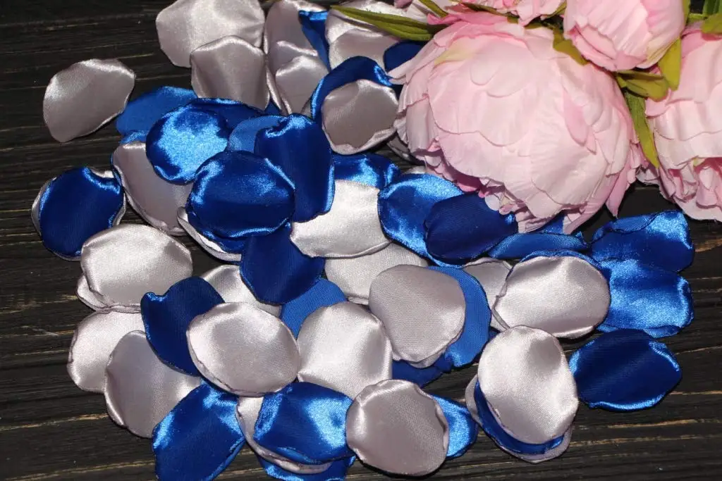 Color 600 Royal Blue Rose Petals Wedding Decorations Bulk Supplies