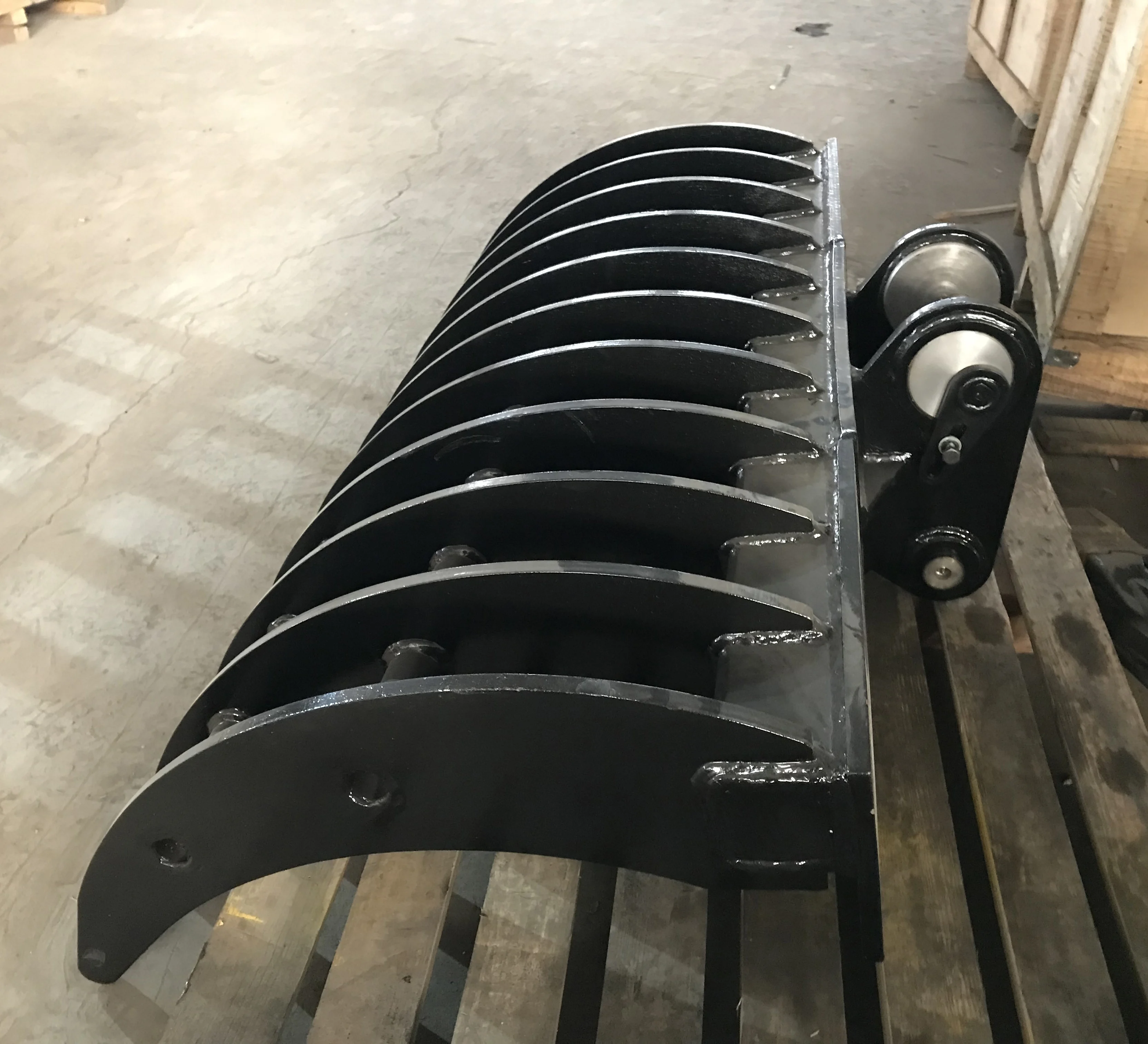 
10% promotion wear steel hardox excavator rake 