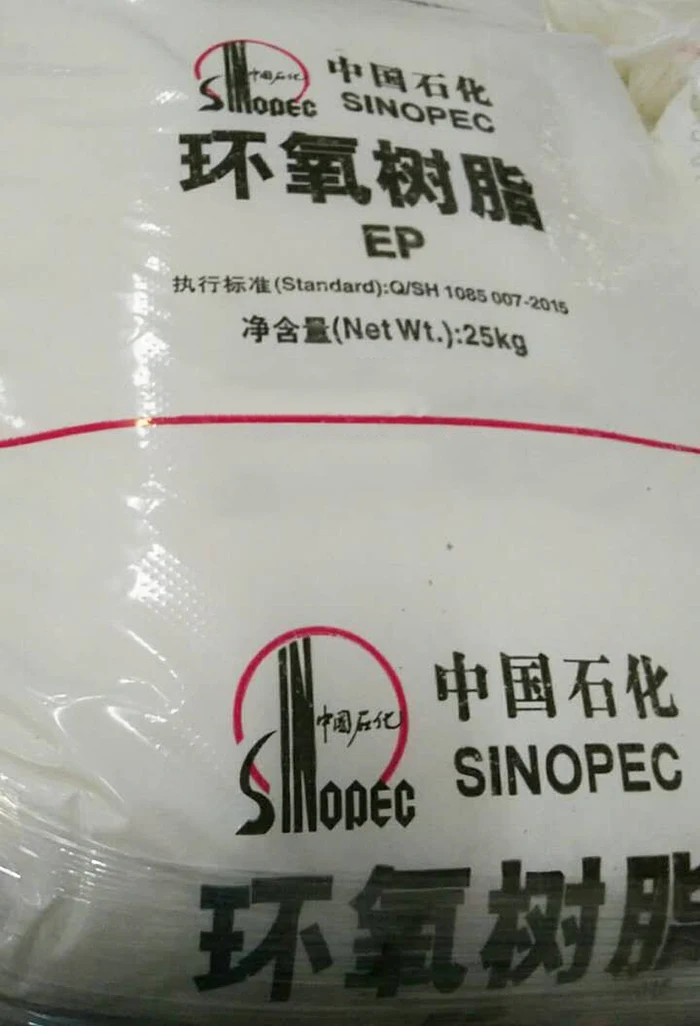 Wholesale cheap price heat resistant YD128 liquid crystal clear epoxy resin