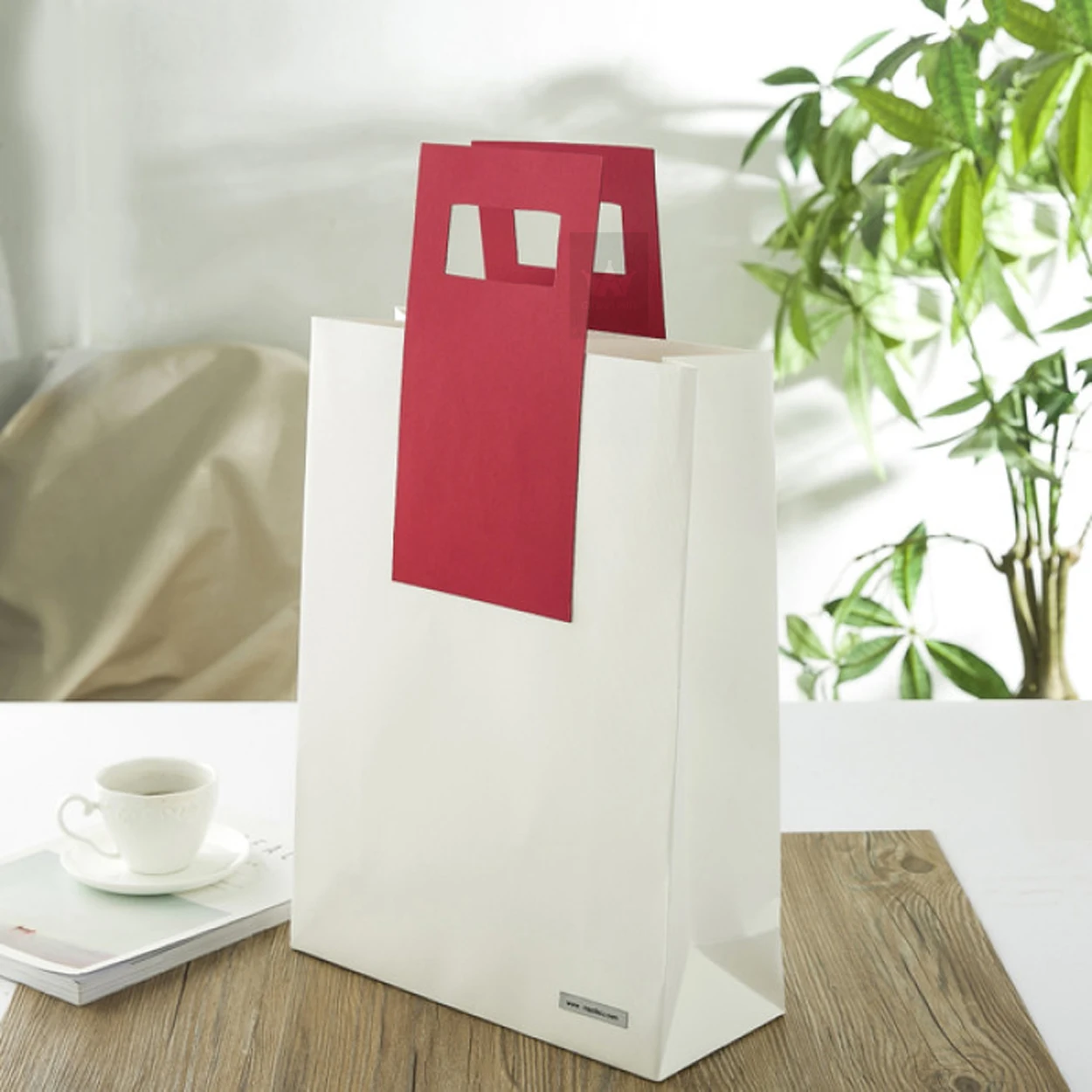 Custom Paper Bag Manufacturer High End Art Square Bottom Paper Bag