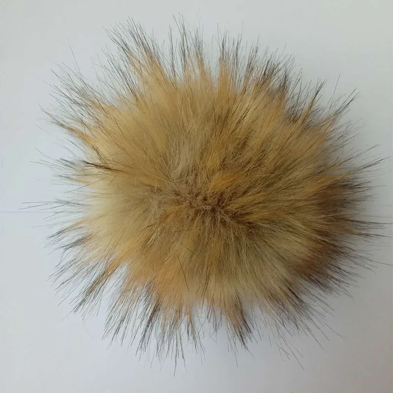 
Fluffy raccoon fur pompom/raccoon fur ball snap/faux fur pom pom for hats 