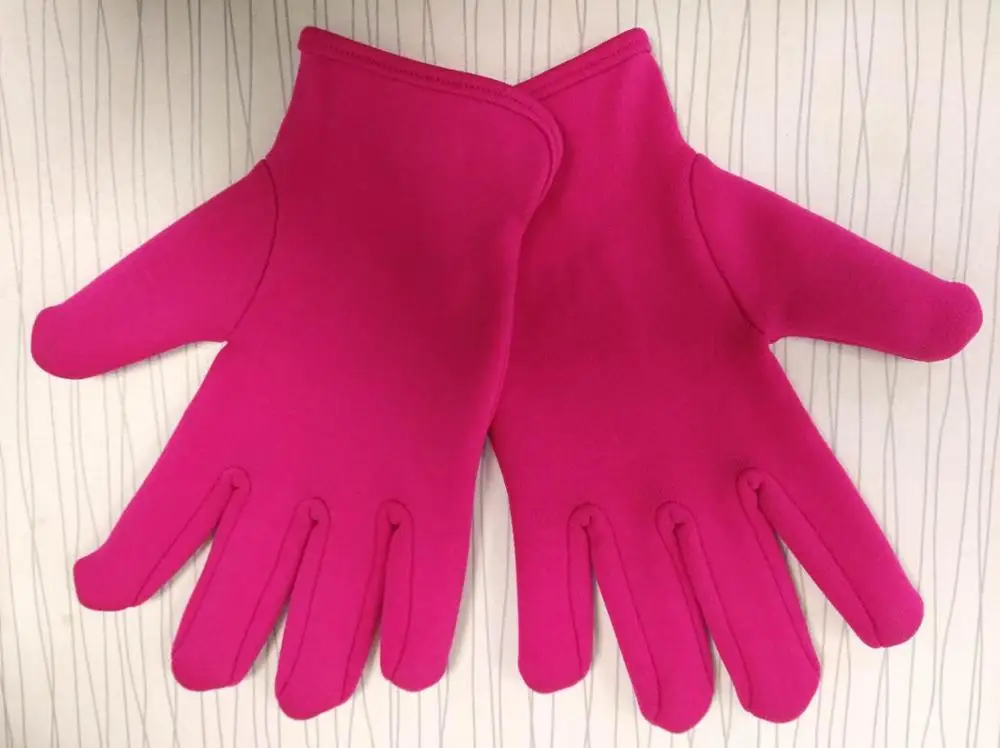 
New design popular moisturizing gel pink gloves and socks cotton spa gel gloves and socks gel moisture socks and gloves 